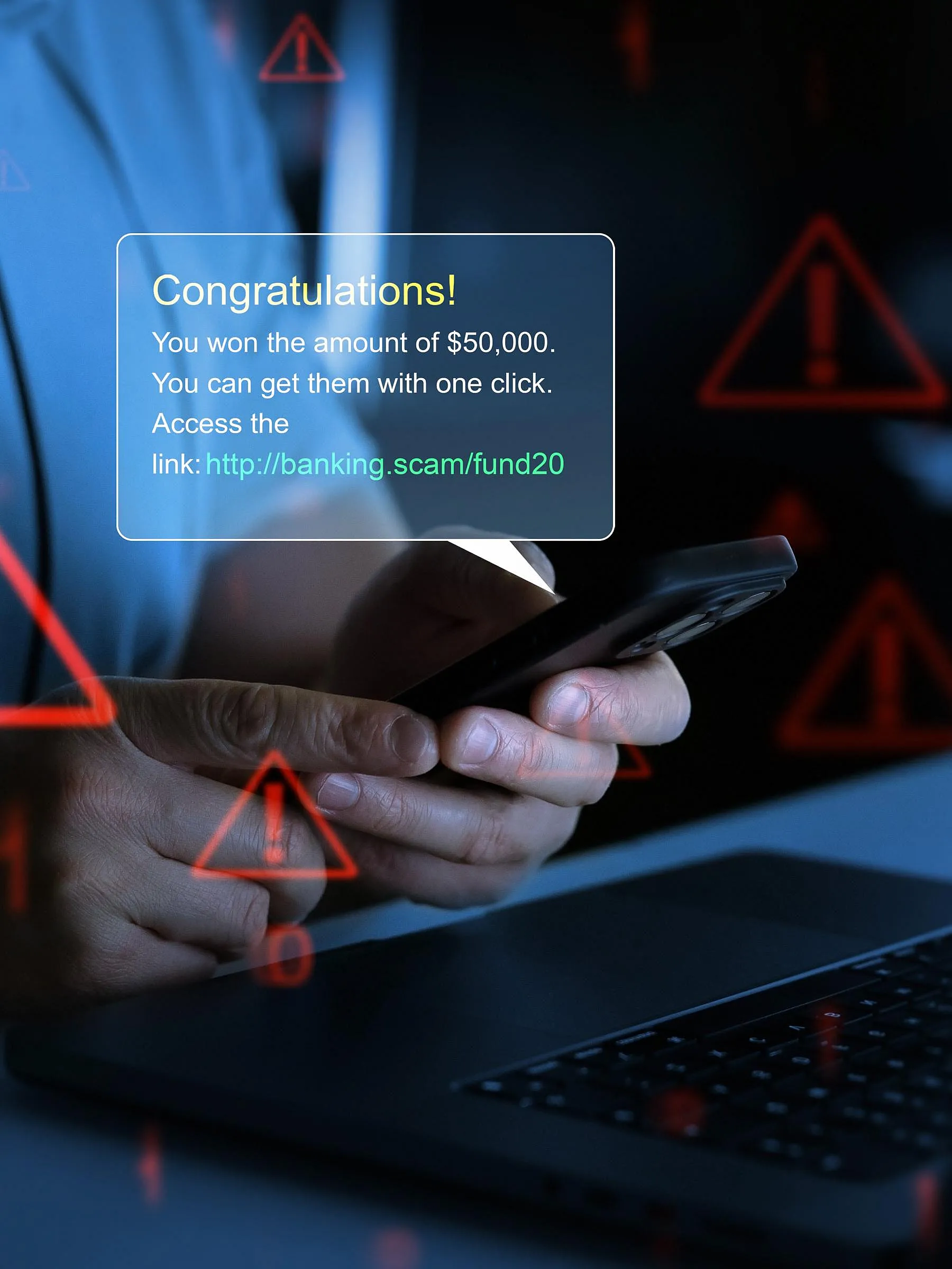 Eine Person mit einem Smartphone sitzt vor einem Laptop, auf dessen Bildschirm Symbole zur Betrugswarnung und eine Meldung mit dem Versprechen von 50.000 Dollar zu sehen sind, die auf die Risiken von Online-Betrug hinweisen.