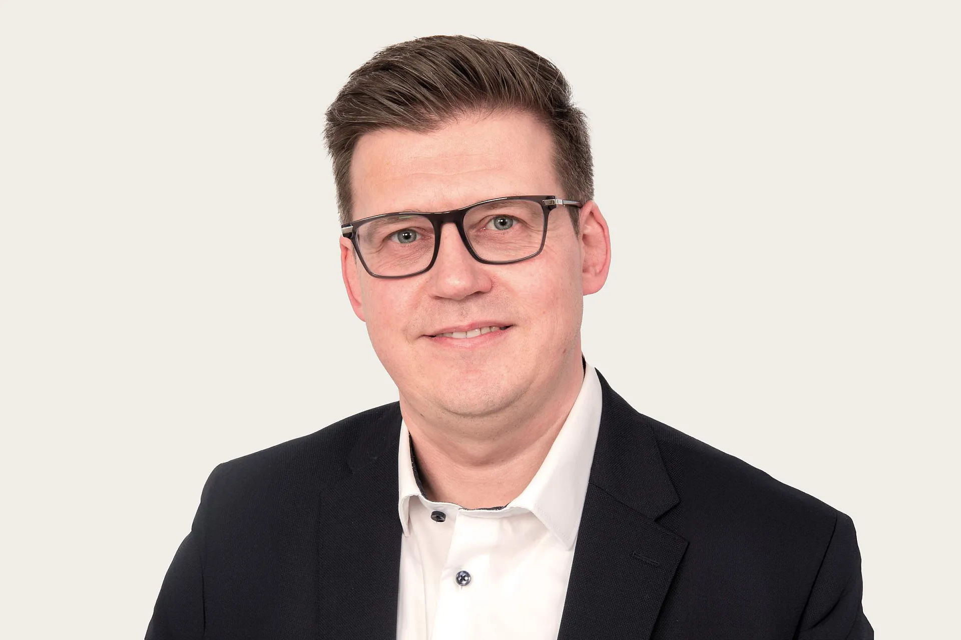 Lars Besse, Sales & Development Underwriter Commercial Lines