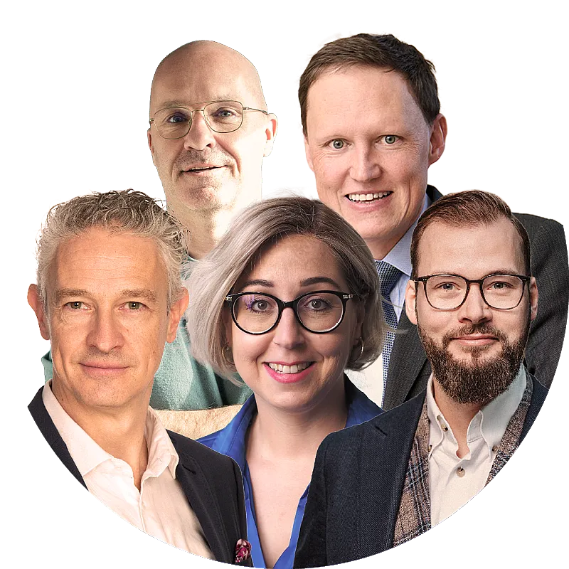 Eine Referentin und vier Referenten der Hiscox IDD-Days 2026 zusammen auf einem Bild
